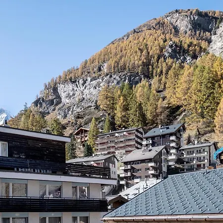 Ferienhaus Cosy Up To 8 People Zermatt